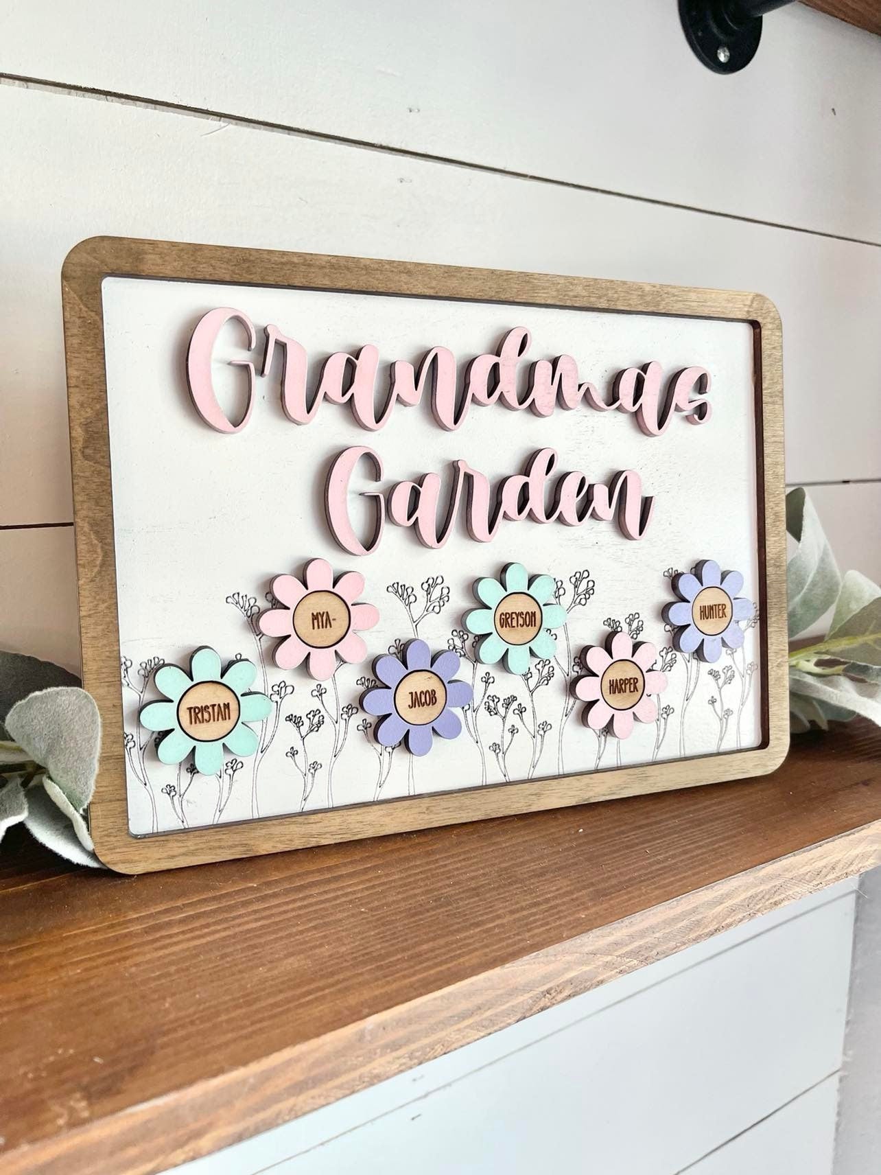 Grandmas Garden - Personalized Flower Sign for Grandma, Nana, Mimi - Floral Grandma Sign - Mothers day Gift for Grandma - Gifts for Her