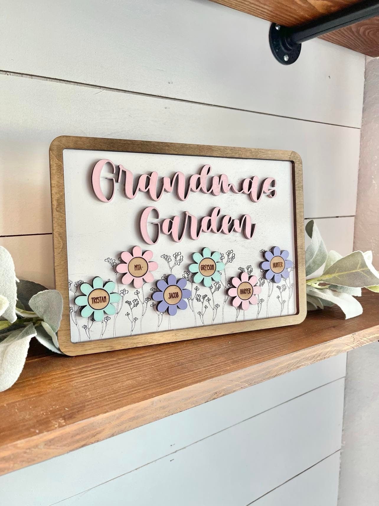 Grandmas Garden - Personalized Flower Sign for Grandma, Nana, Mimi - Floral Grandma Sign - Mothers day Gift for Grandma - Gifts for Her