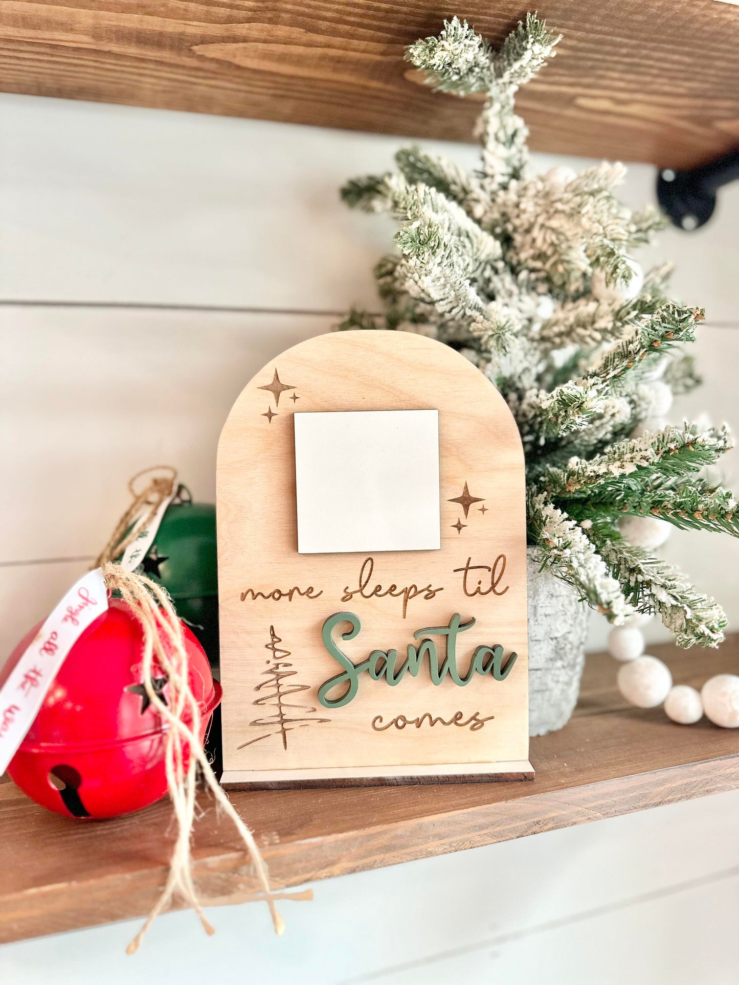 Walnutandbirchco sleeps till Santa Green