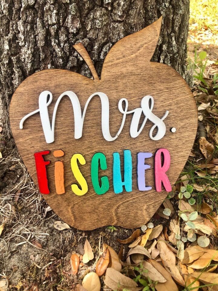 Teacher Gift - Apple Cut 3D Name Sign For Teachers - Gifts for Teachers - Classroom Decor for Teachers - Personalized Teacher Gift