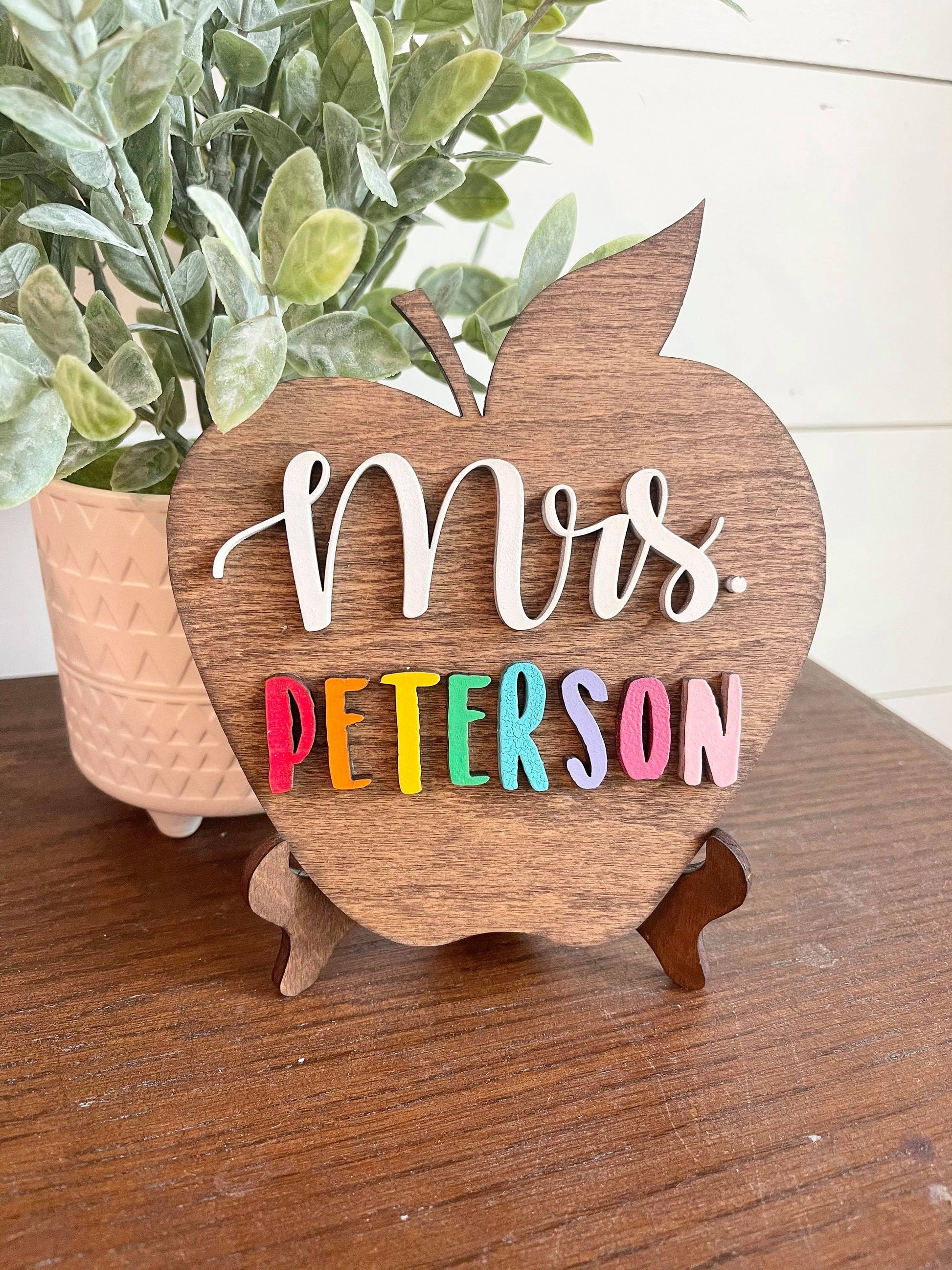 Personalized Desktop Teacher Apple Sign - Mini Apple Sign for Teachers - Gifts for Teachers - Teacher Desk Sign Personalized - Teacher Gift