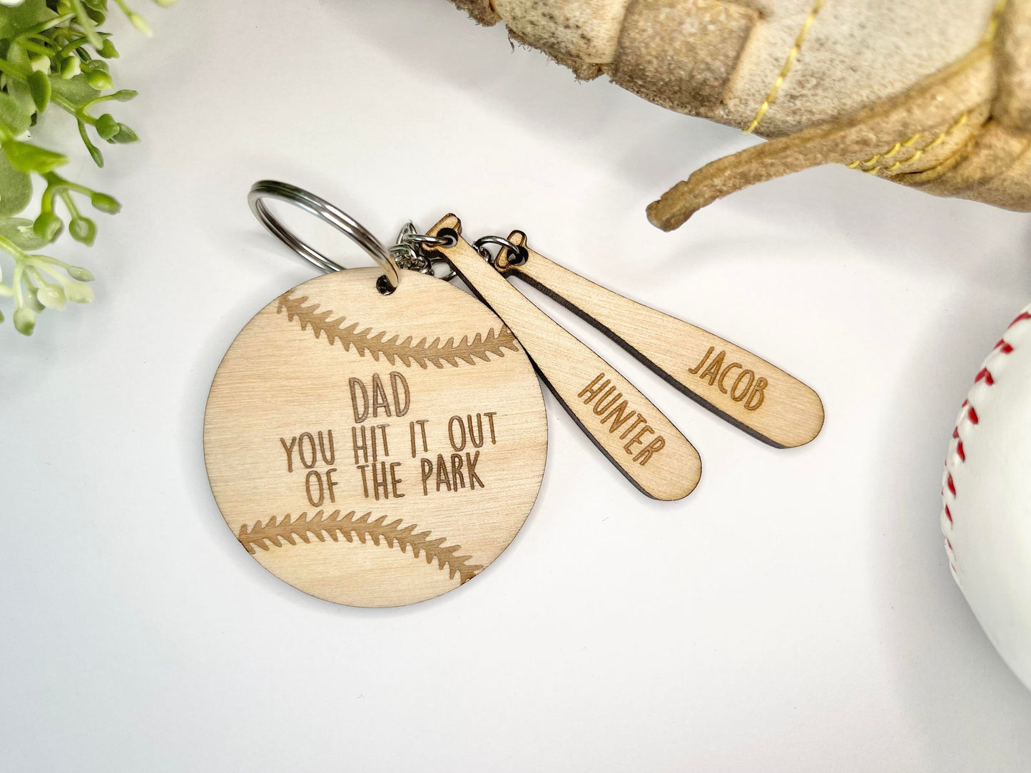 Dad you hit it out of the park - Fathers Day Keychain- Fathers Day Gift - Gifts for Dad - Gifts for Dad from Kids - Baseball Dad Gift - Gift