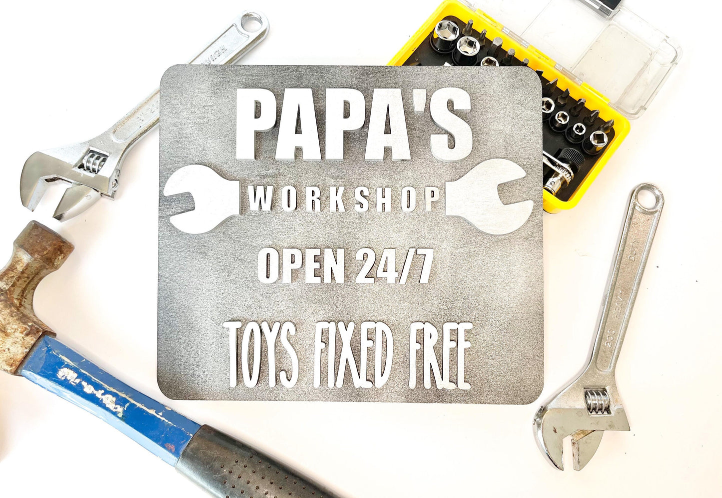 Papa's Workshop Open 24/7 Toys Fixed Free - Wood Sign - Papa Gifts - Grandpa Gifts - Father's Day gift - Dad's workshop Gift - Tool Guy Gift