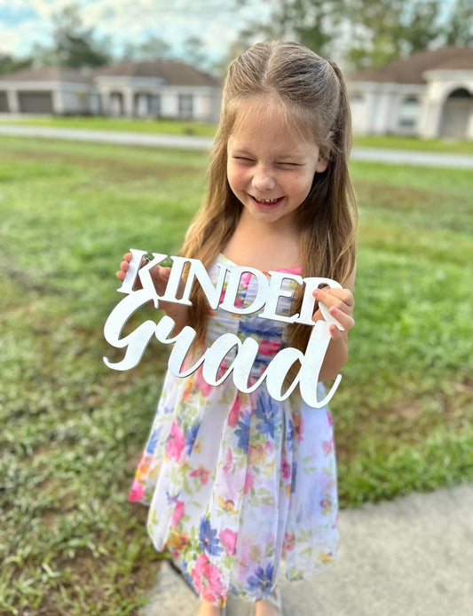 Kindergrad - Photo Prop Sign for Kindergarten Graduation